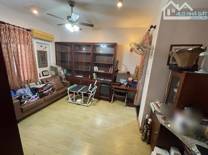 Q7 MẶT TIỀN ĐƯỜNG SỐ TÂN QUY NGANG KHỦNG 8x18M GIAO LÂM VĂN BỀN HIẾM CĂN BÁN - 3