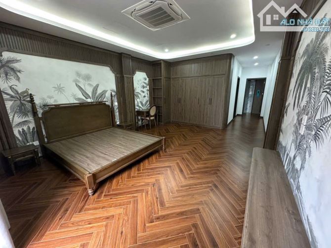 BÁN NHÀ ĐẸP NGUYỄN VĂN CỪ – Ô TÔ TRÁNH – KINH DOANH TẤP NẬP – 74M2 CHỈ 18,5 TỶ - 3