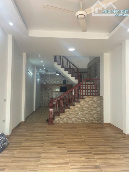 CẦN BÁN NHÀ CỔ LINH THẠCH BÀN LONG BIÊN HÀ NỘI. - 3