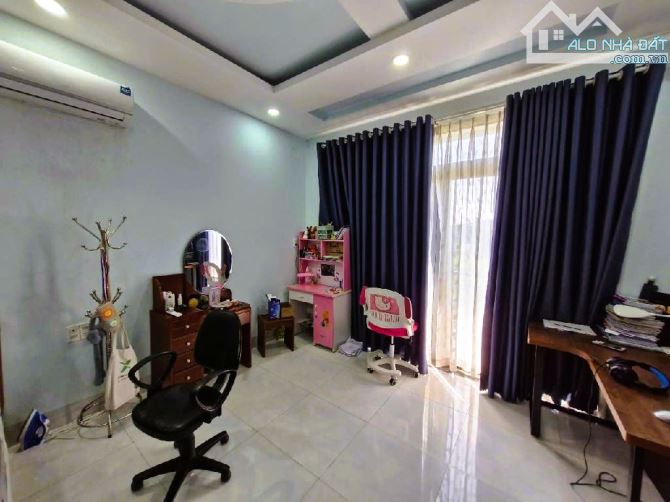 Bán nhà đường số 22 Linh Đông, 81 m2,  3 tầng, 4 PN, 5 WC khu nhà mới - 7,3 tỷ - 3