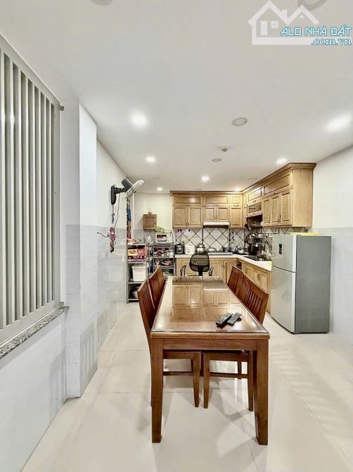 6.5❌23m, BÁN TOÀ CHDV 20PN, 100TR/THÁNG, ĐƯỜNG 8M, PHAN HUY ÍCH, P15 TÂN BÌNH, 21 TỶ TL - 3