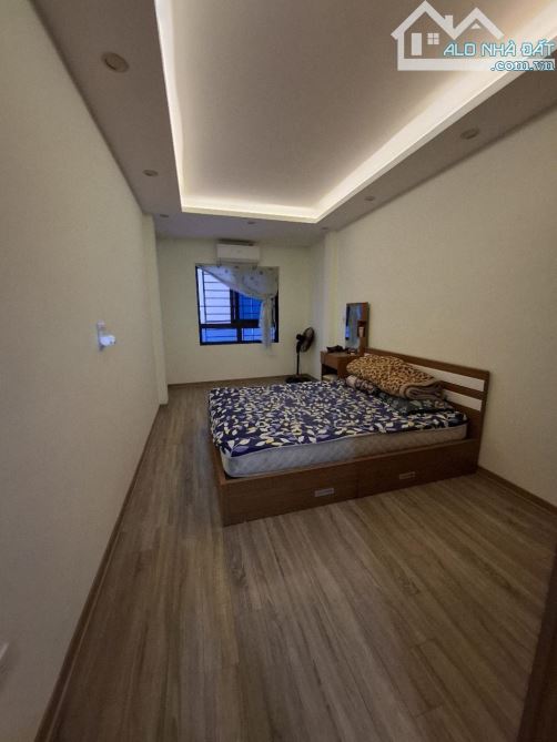 BÁN NHÀ ĐẸP 5 TẦNG AN THẮNG – BIÊN GIANG, VỀ Ở NGAY! Diện tích 30m² × 5 tầng, hiện đại - 3