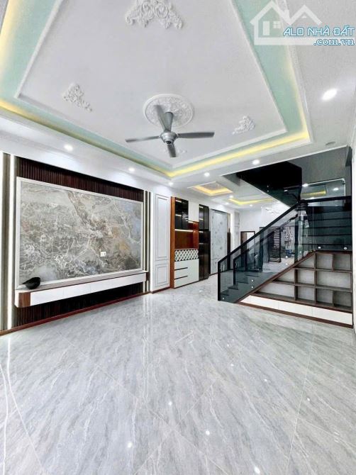 BÁN NHÀ 1 TRỆT 2 LẦU TAM HIỆP GẦN PHẠM VĂN THUẬN 6.2 TỶ TL - 3