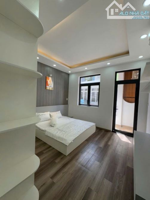 Nhà 3 tầng ĐƯỜNG SỐ 1 P11 GV, 44m2(4mx11m),HXH THÔNG,3PN, chỉ 6.65tỷ - 3