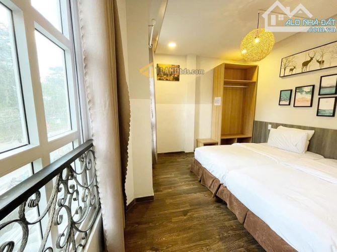 NHÀ PHỐ MẶT TIỀN NGAY NGÃ 5 ĐẠI HỌC 182M2 NGANG 6M 10PN 11WC CÁCH CHỢ ĐL 2KM GIÁ 46 TỶ - 3