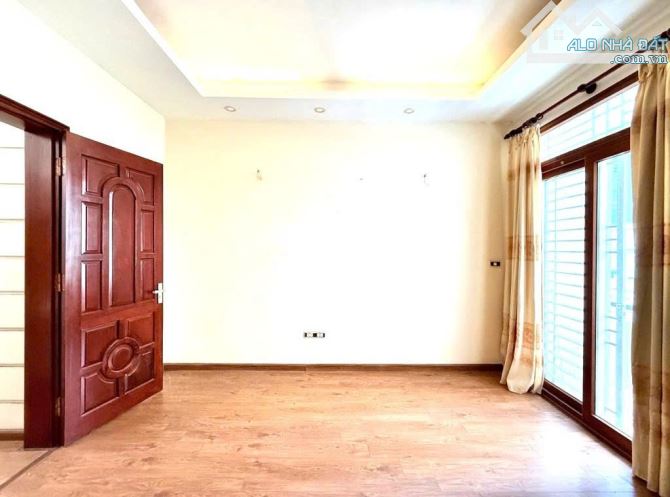 KHU CỰC HIẾM NHÀ BÁN - BÁN NHÀ PHÂN LÔ DUY TÂN 55M2 - 5 TẦNG 4M MẶT TIỀN - 26 TỶ - VỈA HÈ - 3