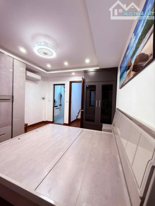 Siêu phẩm Giáp Nhất 35m2, 6 tầng, 20m ra ô tô tránh, giá 8 tỷiá 8 yy - 3