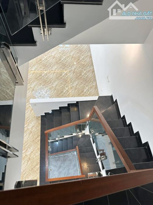 Ms Linh-Bán căn shophouse mặt trục chính Hoàng Huy Riverside-Thượng Lý-Hồng Bàng - 3