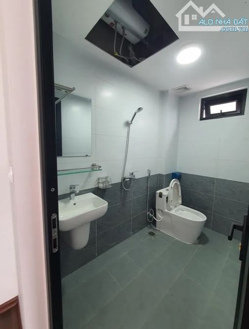 Bán nhà sát học viện tài chính, xây mới đẹp đủ nội thất, ô tô đỗ gần, tiện ích. - 3