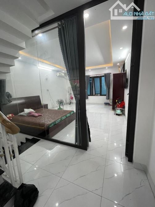 MẶT TIỀN TỈNH LỘ 10 84m2 - NGAY TÊN LỬA - 4 TẦNG - 4Pn - 8 TỶ. - 3