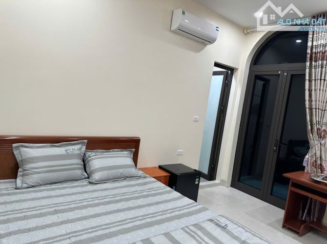 Bán nhà 6 tầng 2 phòng đg Lý Đạo Thành Đang Cho Thuê 100tr/tháng DT 110m,Hướng TB,Giá 22 t - 3