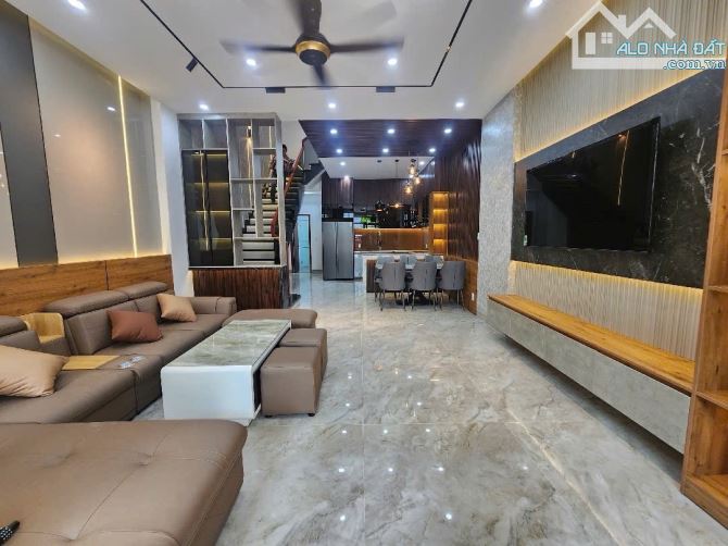 NHÀ 3 tầng mặt đường BÙI THIỆN NGỘ - ven sông Hòa Xuân - Giá tốt - 3