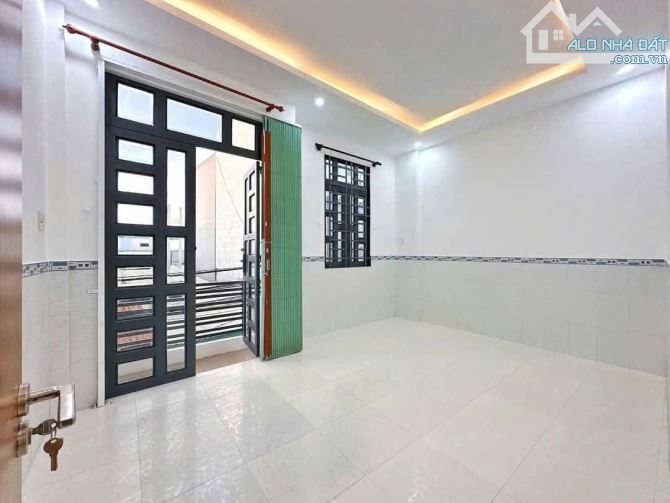 Bán gấp nhà 2 tầng, đương ô tô 8 mét, ngay Man Thiện, gần Lê Văn Việt, Lã Xuân Oai - 3