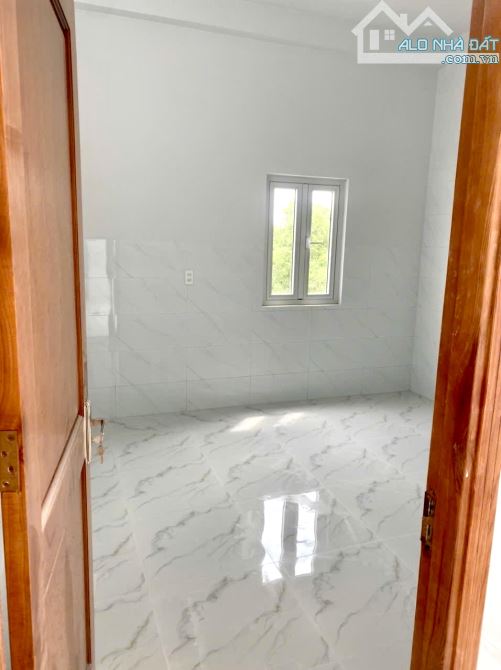 NHÀ 3 TẦNG KHU PHÂN LÔ - CÁCH MẶT TIỀN HOÀNG HỮU NAM 20M - GẦN LÊ VĂN VIỆT - HOÀN CÔNG ĐỦ - 3