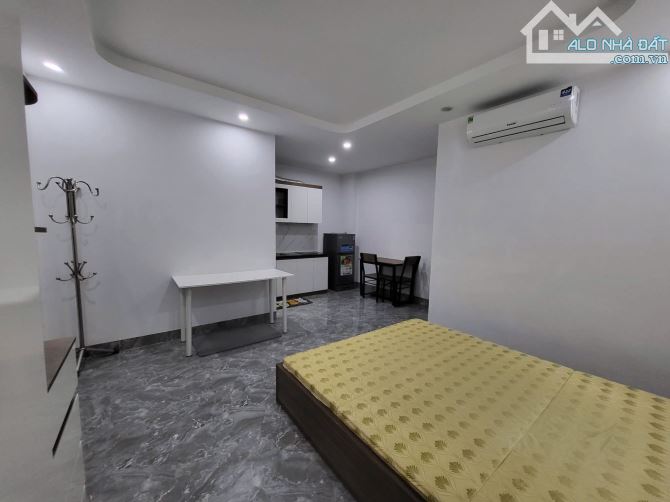Cô Vân bán Toà nhà CCMN 36/22a Dịch Vọng Hậu, 76m2, 9T, 13.2 tỷ - 3