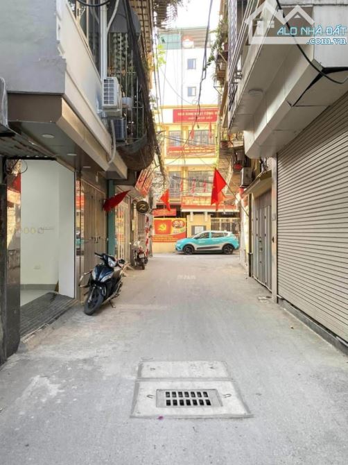 Bán Nhà Hoàng Quốc Việt 40m - 6 Tầng Thang Máy ,Ngõ Nông Rộng 4m,Ô Tô Đỗ  Sát Phố - 4