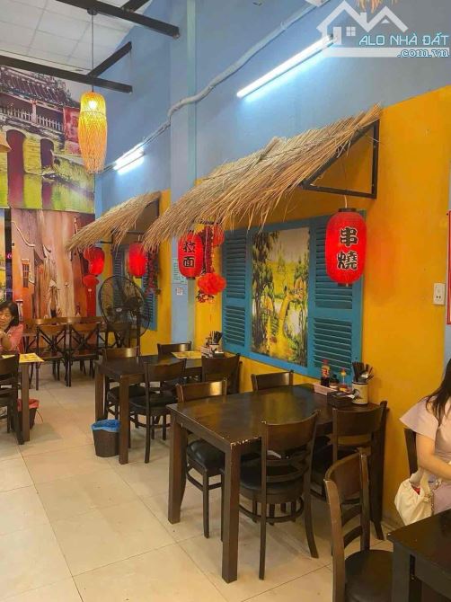 💥Bán đất tặng nhà c4 phố biển Sơn Trà.  Căn nhà nằm ngay vị trí Víp đẹp. Cách biển chỉ 2 - 4