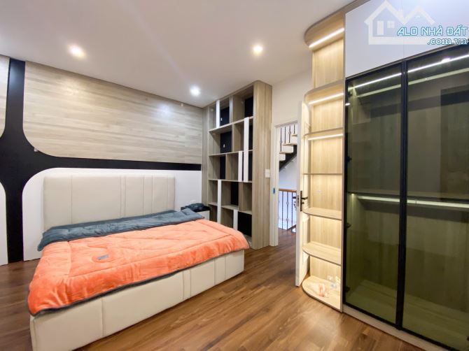 NHÀ ĐẸP NHƯ KHÁCH SẠN - PHỐ LA THÀNH, BA ĐÌNH 33m2 × 5 TẦNG, LÔ GÓC - 4