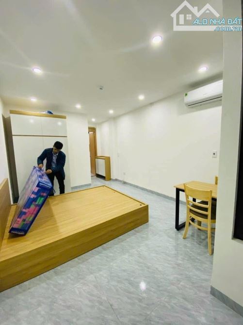 TÒA CHDV DÒNG TIỀN 85 TRIỆU - NGUYỄN VĂN HUYÊN - 60M2 - 7 TẦNG - NGÕ THOÁNG SÁNG - 4