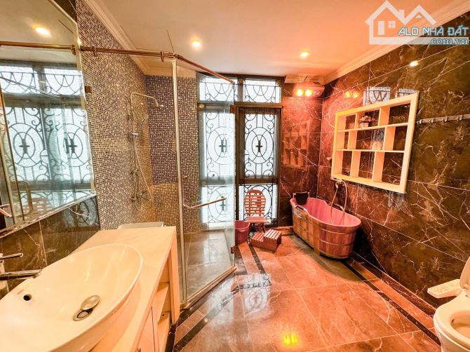 Cho thuê nhà liền kề biệt thự Nguyễn Tuân 150m2x4T, Cầu thang máy, đỗ được nhiều ô tô - 4