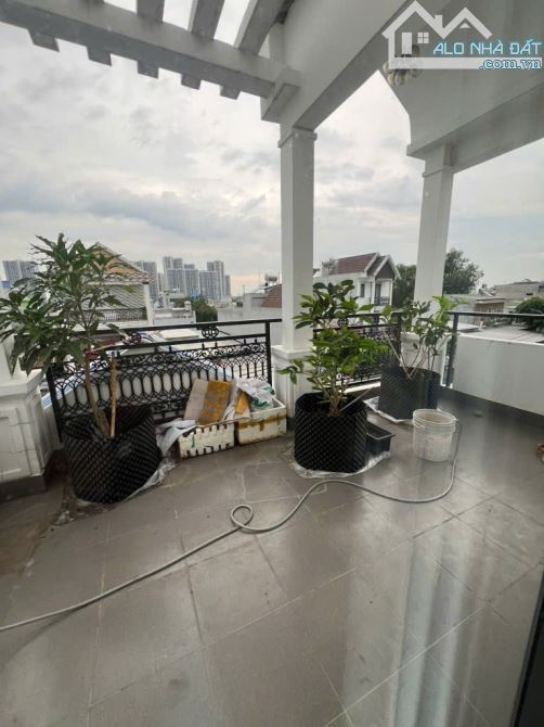 MẶT TIỀN PHAN ĐẠT ĐỨC – DT 179M2 x 4T, NGANG 6M – NỞ HẬU - KHU BÀN CỜ - 4