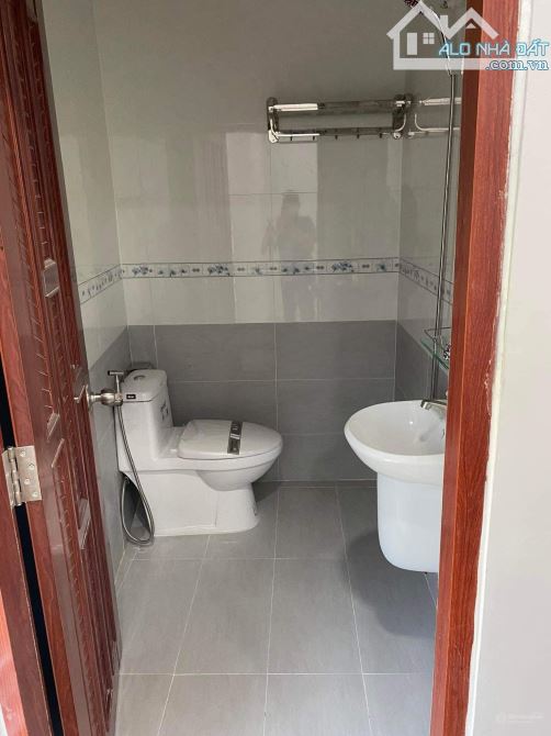 CẦN BÁN NHÀ 99M2 ĐƯỜNG SONG HÀNH, TÂN HIỆP, HÓC MÔN GIÁ 1 TỶ 150 - 4