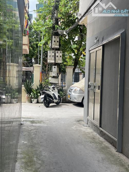Bán Nhà Cổ Nhuế 50m, Mt4m, Ngõ Rộng 4m, Sát Phố,Kinh Doanh ,Ô Tô Đỗ, Giá 9 Tỷ - 4