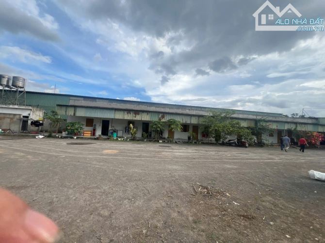 Bán xưởng QH SKC 3000m2 Trảng Bom Tỉnh Đồng Nai Giá chỉ 9,5 Tỷ - 4