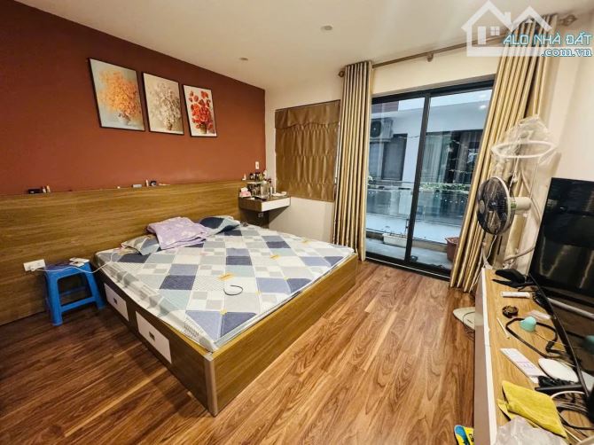 Bán Gấp nhà 5 tầng phố Bồ Đề, Long Biên, 50m², 2 Thoáng –  Ô tô vào nhà, Giá 13.2 tỷ - 4
