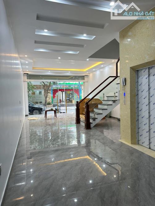 Ms Linh-Bán căn shophouse mặt trục chính Hoàng Huy Riverside-Thượng Lý-Hồng Bàng - 4