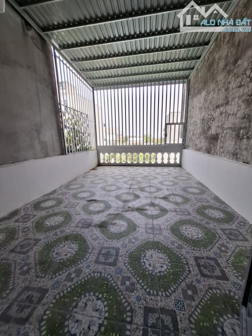 Bán nhà Cần Giuộc, hẻm xe hơi, đường Tám Đúng, 96m2, 1 lầu, giáp Bình Chánh, dưới 2 tỷ - 4