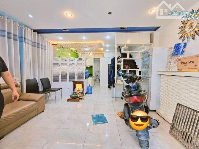 Gấp bán nhà, kế Xô Viết Nghệ Tĩnh, Bình Thạnh, giá 12.5 tỷ, dt 135m2. - 4