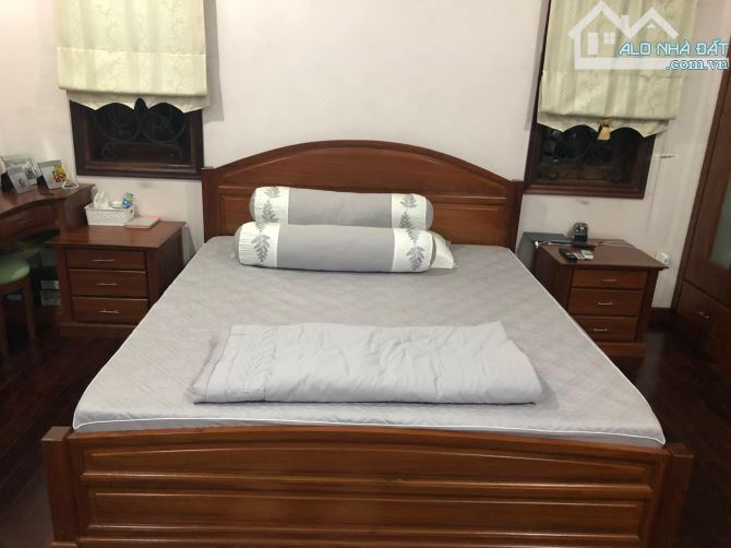 Bán Biệt thự Lâm Văn Bền, P.Bình Thuận, Q7, 16m x 22m, 352m2, 3 lầu, chỉ 34,5 tỷ! - 4