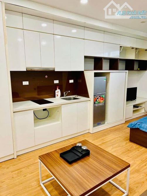 BÁN TÒA CH DV PHỐ HOÀNG QUỐC VIỆT - 180mx9 TẦNG - 80 PHÒNG, ô tô - KD 400 TRIỆU/THÁNG