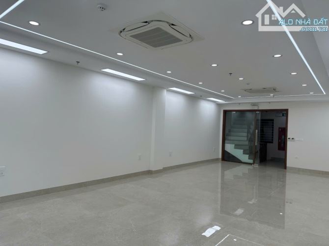 SIÊU ĐẸP - NHÀ PHỐ TRÚC KHÊ- 8 TẦNG THÔNG SÀN THANG MÁY - 70M2 - 5M MẶT TIỀN - Ô TÔ TRÁNH - 4