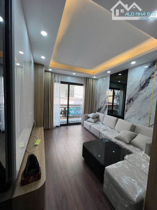 Nhà 5 tầng thang máy, kinh doanh tốt, gần trường học, Phúc Đồng - 4