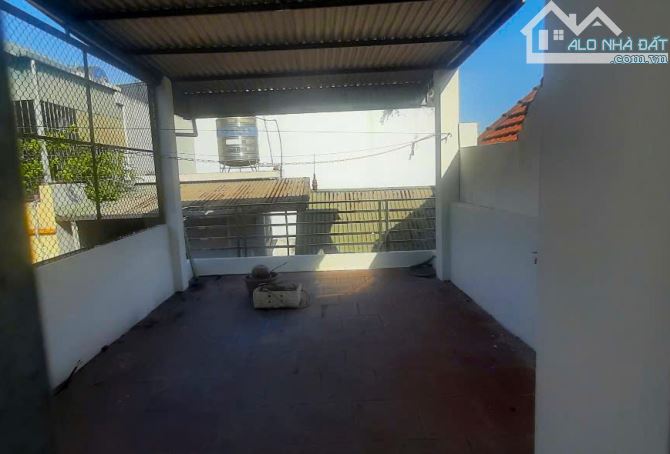NHÀ VỊ TRÍ ĐẸP GẦN MẶT PHỐ THẠCH CẦU LONG BIÊN – Ô TÔ ĐỖ CỬA – 4 TẦNG – 34M² – CHỈ 5,8 TỶ - 5