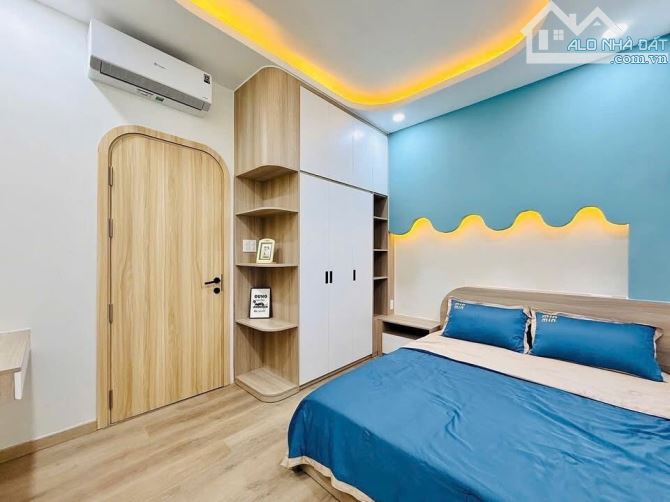 NHÀ ĐẸP GẦN CHỢ AN NHƠN GÒ VẤP - HẺM XE HƠI ĐẬU CỬA. GIÁ 6.x tỷ  - diện tích: 4m x 12m - 5