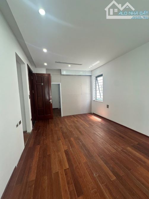 BÁN BIỆT THỰ TÂY NAM LINH ĐÀM - Ô TÔ TRÁNH -KINH DOANH 200m 4 TẦNG MẶT TIỀN 10m GIÁ 57 TỶ - 5