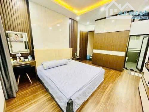 8 tỷ, nhà Kim Ngưu, HBT, ngõ rộng, thoáng 32m3, 4T, mặt tiền hoa hậu - Vị trí nhà cực kỳ đ - 5