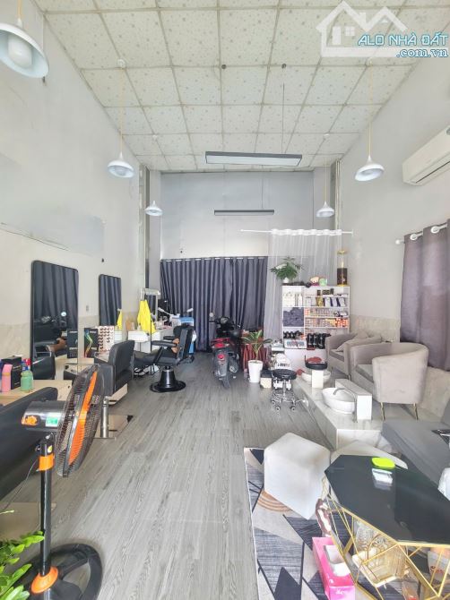 Bán nhà cấp 4 (6x35m), mặt tiền Nguyễn Du p.Bình Hòa, thu nhập 18tr/th - 5
