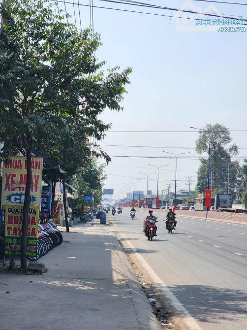 Bán biệt thự 22x62m, mặt tiền ĐT.743 p.An Phú kế Vòng Xoay An Phú, đang thuê 75tr/th - 5