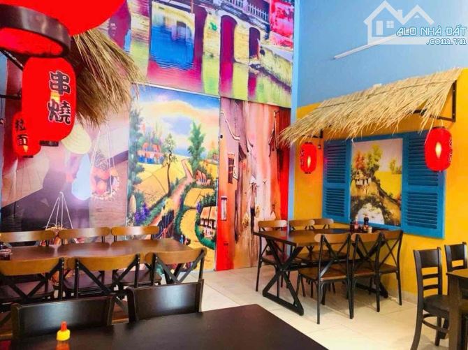 💥Bán đất tặng nhà c4 phố biển Sơn Trà.  Căn nhà nằm ngay vị trí Víp đẹp. Cách biển chỉ 2 - 5