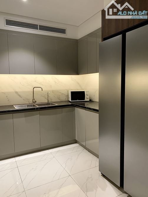 nổi bật, cho thuê căn hộ king palace nguyễn trãi. 105m2. 3 phòng ngủ full đồ giá 24tr/th - 5