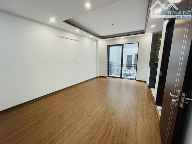 Bán nhà thịnh liệt, 6 tầng, thang máy, 11.5 tỷ, ô tô đỗ cổng, gần ao sào - 5