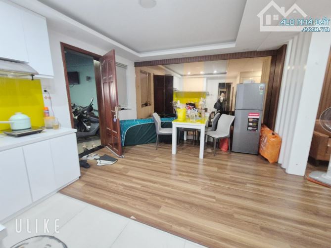 CHDV ĐƯỜNG NGUYỄN HỮU CẢNH - 138M² - 6 TẦNG - CÓ THANG MÁY - HẺM 12M - BỀ NGANG KHỦNG 6M - 5