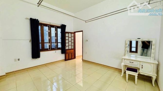 NHÀ 2,5 TẦNG VEN BIỂN ĐƯỜNG YÊN KHÊ 2 (7,5M) - VỊ TRÍ ĐẮT ĐỊA - GIÁ 6,X TỶ - 5