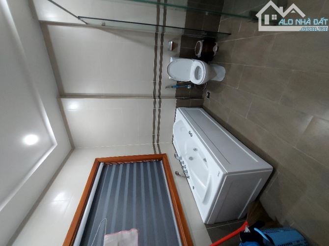 Bán nhà kế Phú Mỹ Hưng Q7, 5x12, 5 tầng 5pn, thang máy,full NT,hẻm 8m, chỉ hơn 8 tỷ - 5