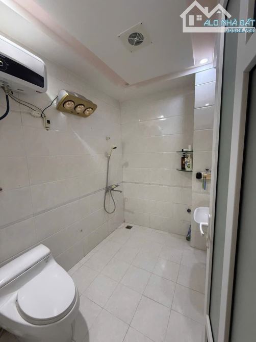 Cần Bán nhà 5 tầng ngõ Lâm Tường - Tô Hiệu - Diện tích ~ 60m2 - 6