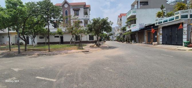 Bán đất quân đoàn 4, khu A42  + diện tích đất: 4x24 (91m)  + giá bán: 3 tỷ 4  + pháp lý: g - 6